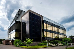 Gebäudeansicht Rechenzentrum Hannover - GRASS-MERKUR