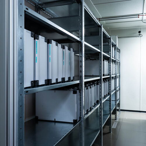 Archivsystem im GRASS-MERKUR Rechenzentrum – Speichereinheiten zur sicheren Datenarchivierung
